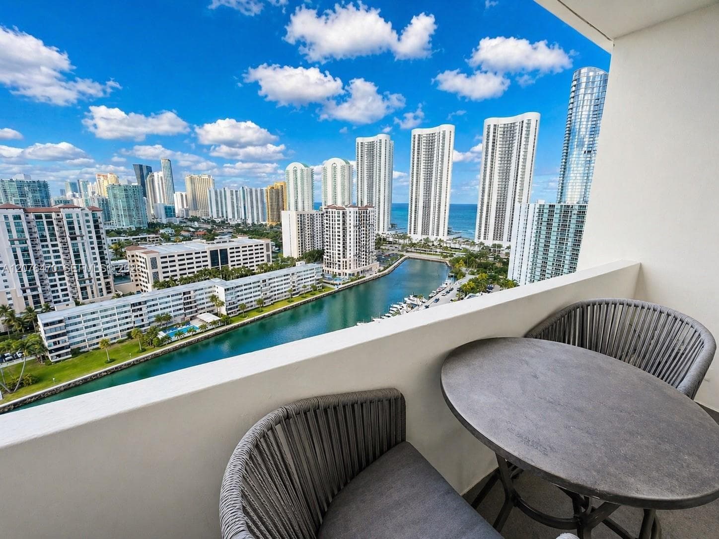 300 Bayview Dr # PH11, Sunny Isles Beach, FL 33160