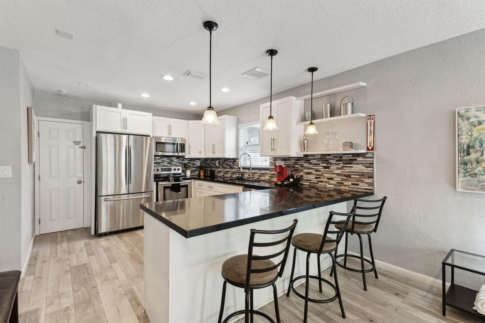 1631 N Andrews Square, Fort Lauderdale, FL 33311 — zdjęcie 2
