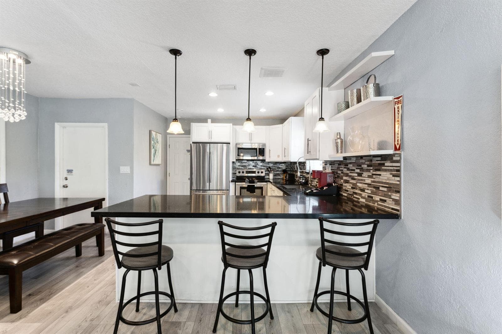 1631 N Andrews Square, Fort Lauderdale, FL 33311 — zdjęcie 3