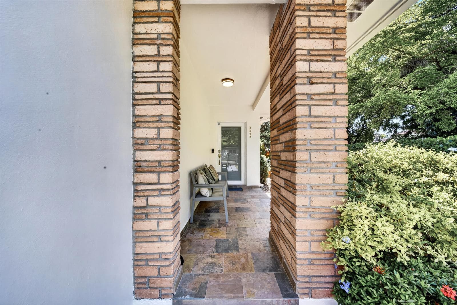 1015 Madrid Street, Coral Gables, FL 33134 — zdjęcie 4
