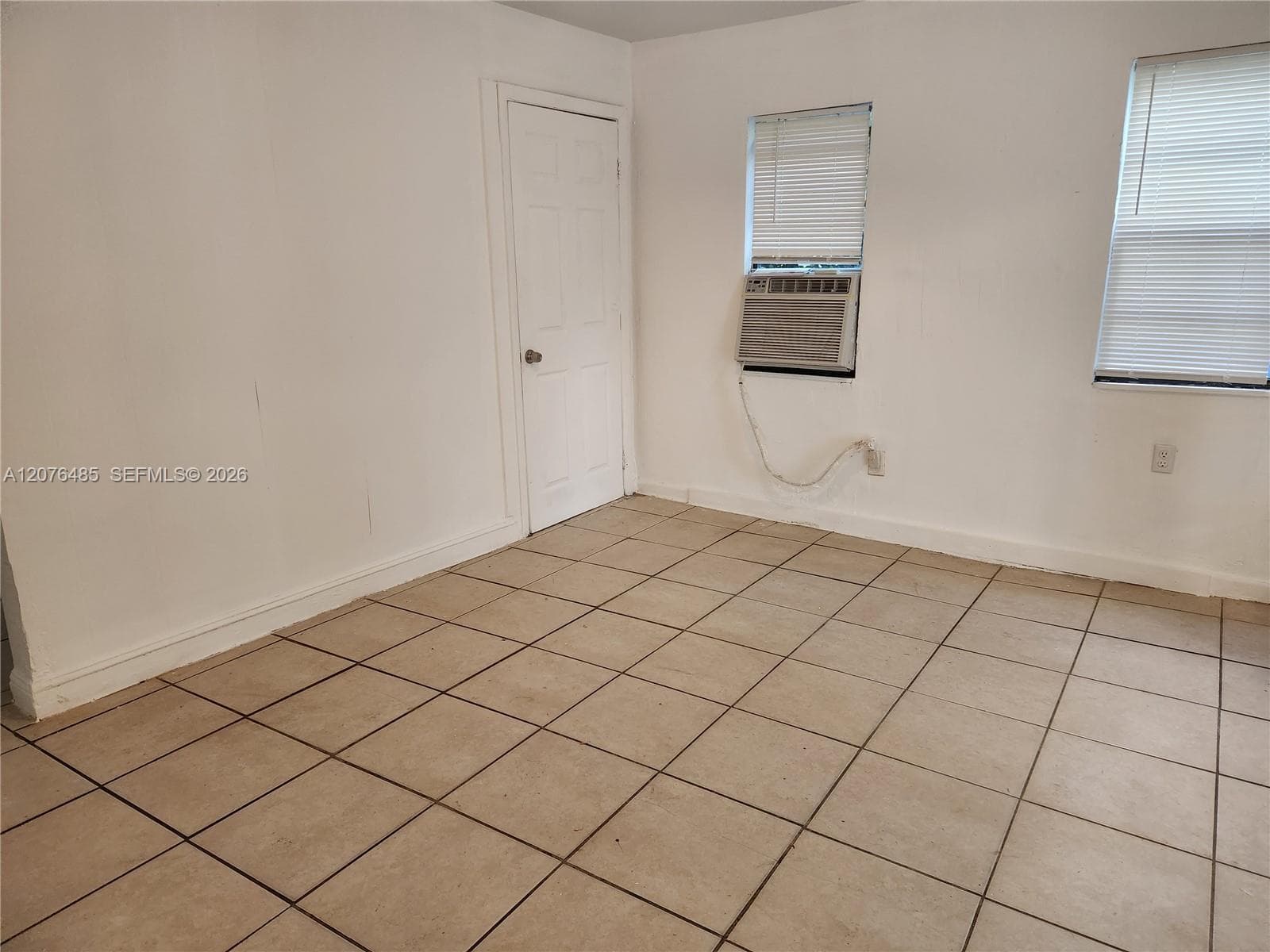 2129 NW 44th St # 2129, Miami, FL 33142 — zdjęcie 4