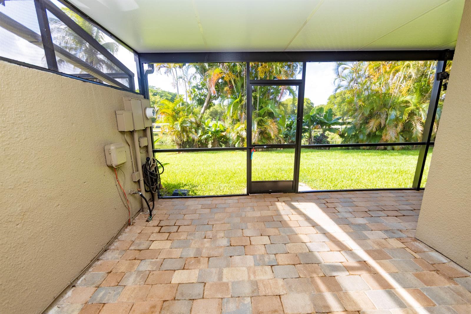 11060 S LAKEVIEW Drive # 11060, Pembroke Pines, FL 33026 — zdjęcie 4