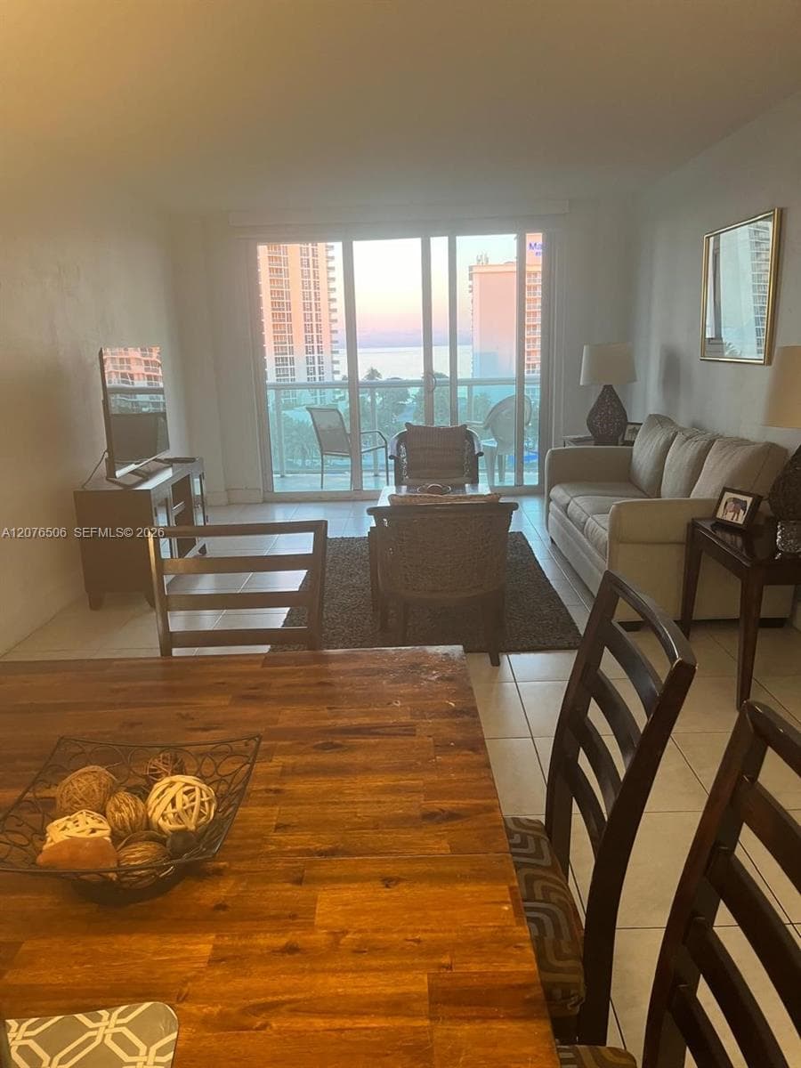 19370 Collins Ave # 805, Sunny Isles Beach, FL 33160 — zdjęcie 4