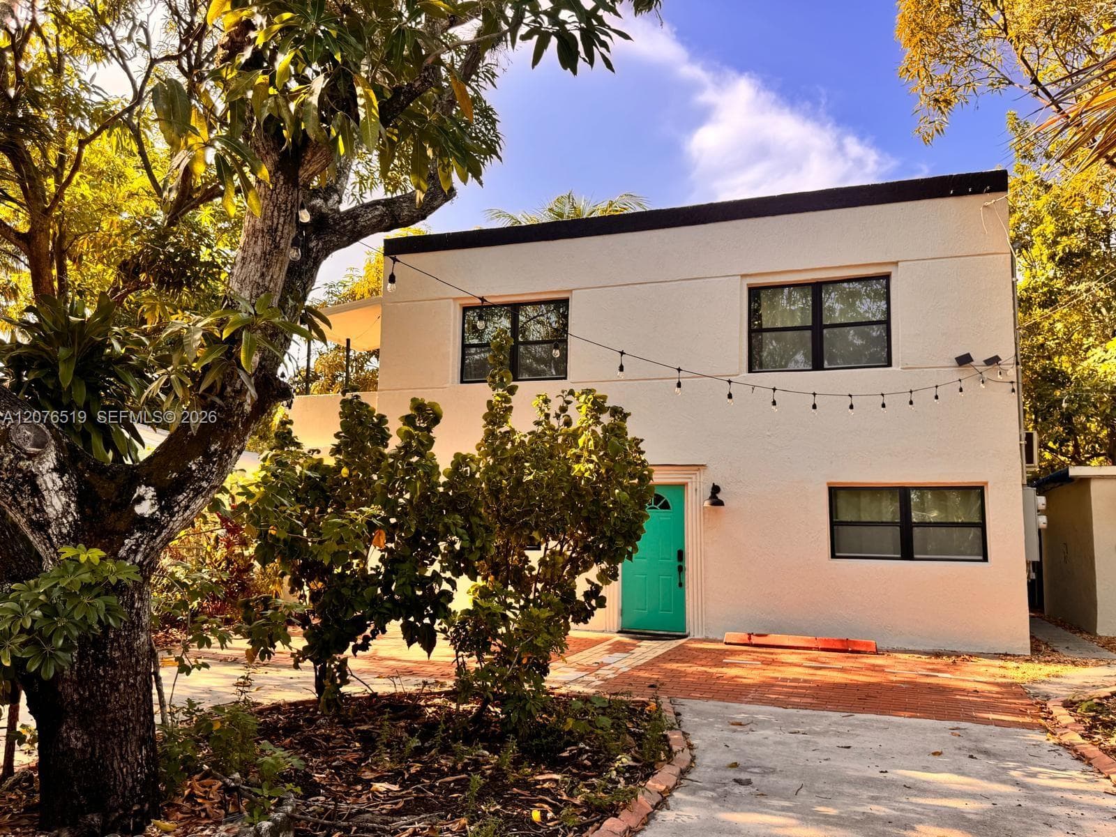 277 NE 55th St # 1-Front, Miami, FL 33137