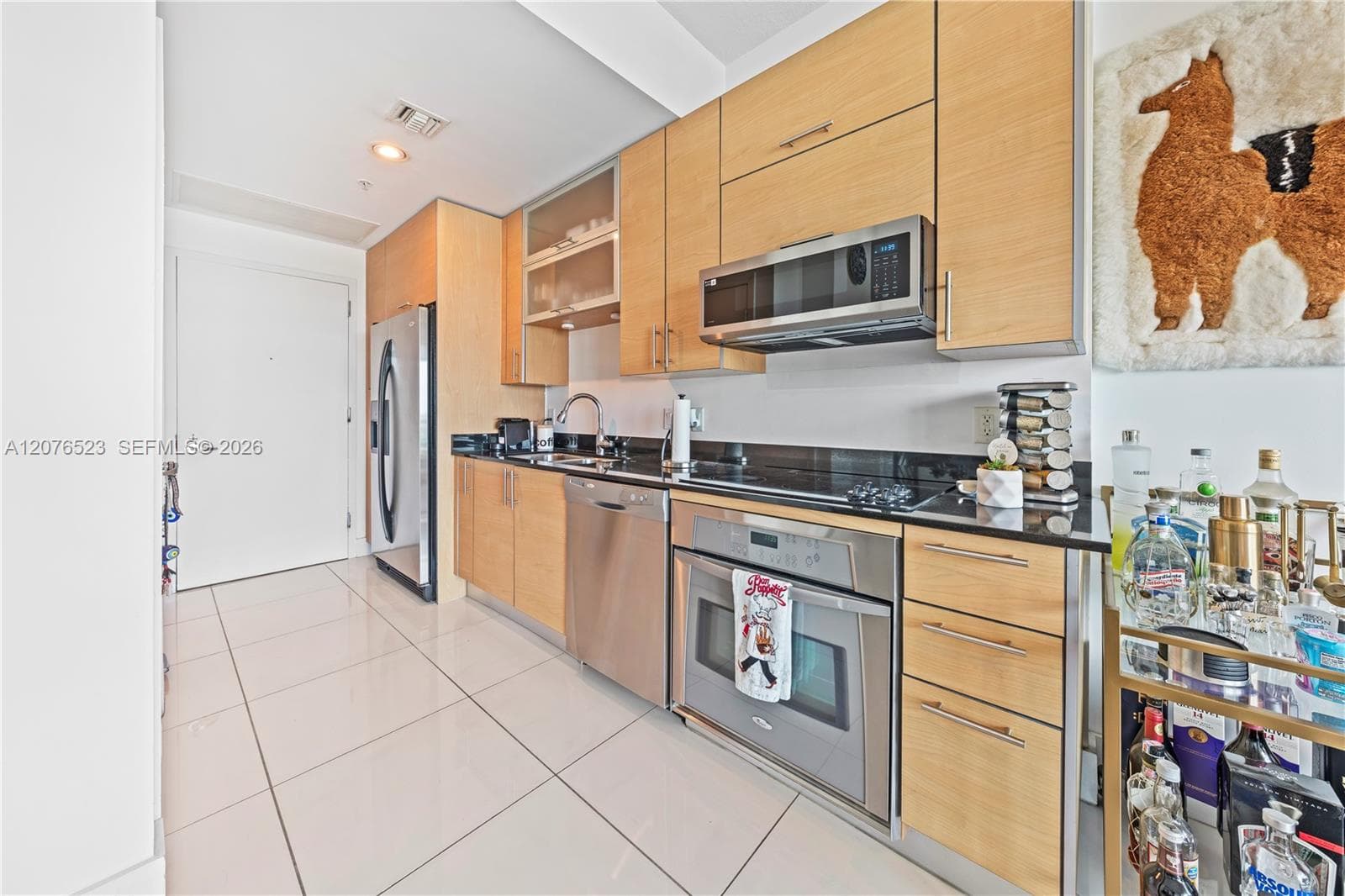 60 SW 13th St # 2403, Miami, FL 33130 — zdjęcie 3