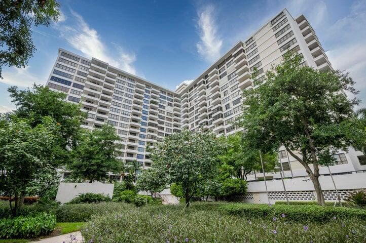 600 Three Islands Boulevard # 801, Hallandale Beach, FL 33009 — zdjęcie 2