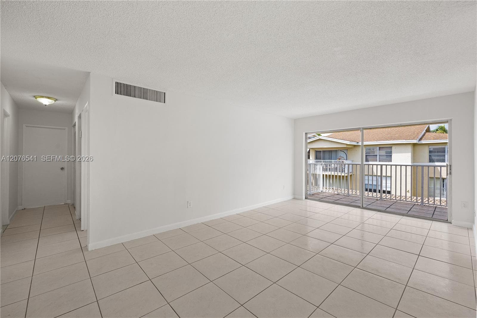 4154 NW 79th Ave # 2A, Doral, FL 33166 — zdjęcie 5