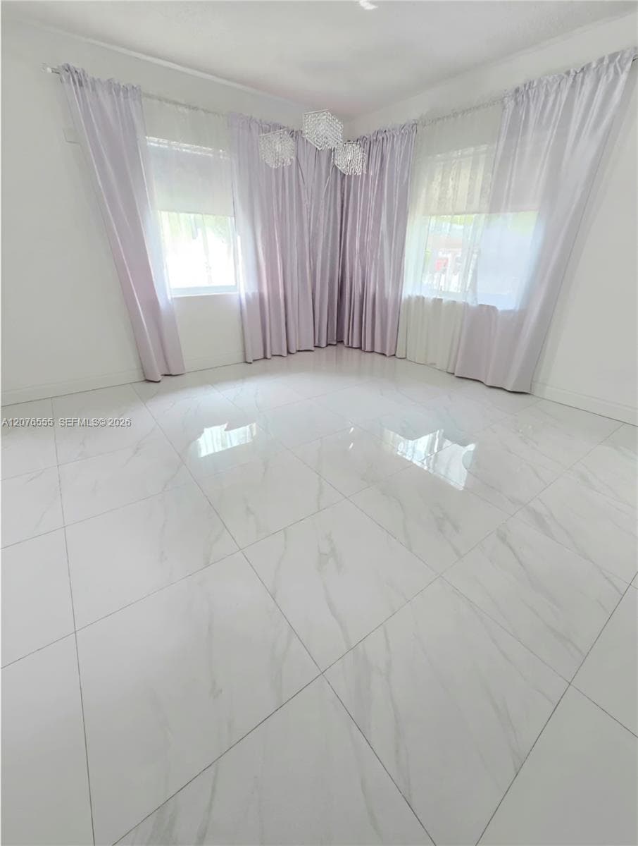 3320 NW 20th St, Miami, FL 33142 — zdjęcie 4