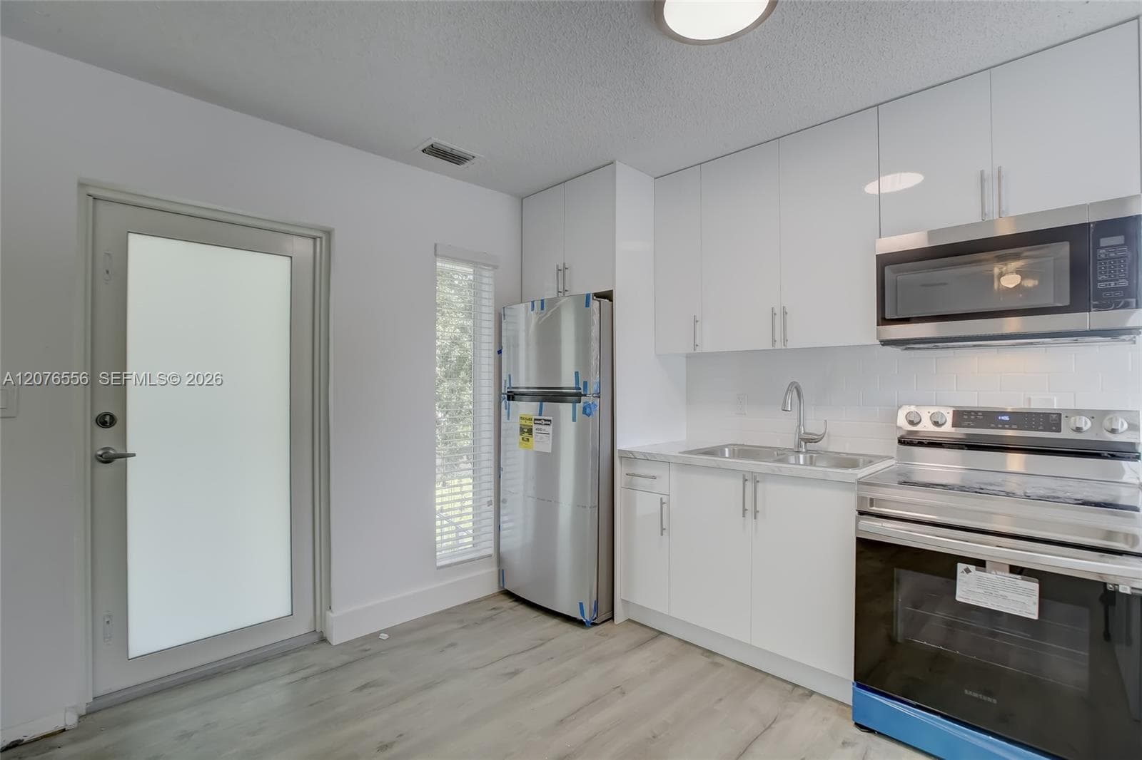 1335 NE 5th Ave # 3, Fort Lauderdale, FL 33304 — zdjęcie 3