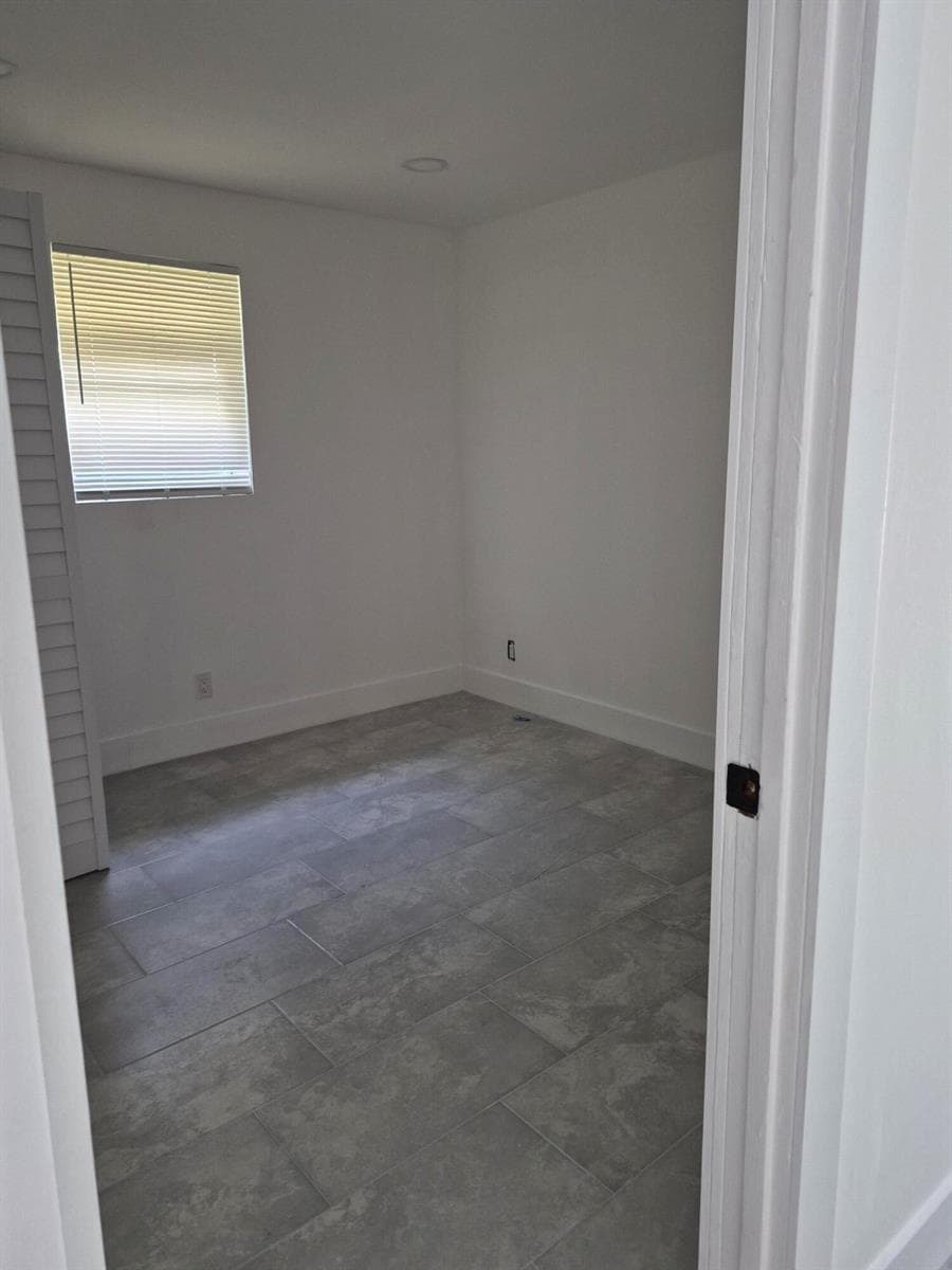 313 SW 1st Terrace, Deerfield Beach, FL 33441 — zdjęcie 4