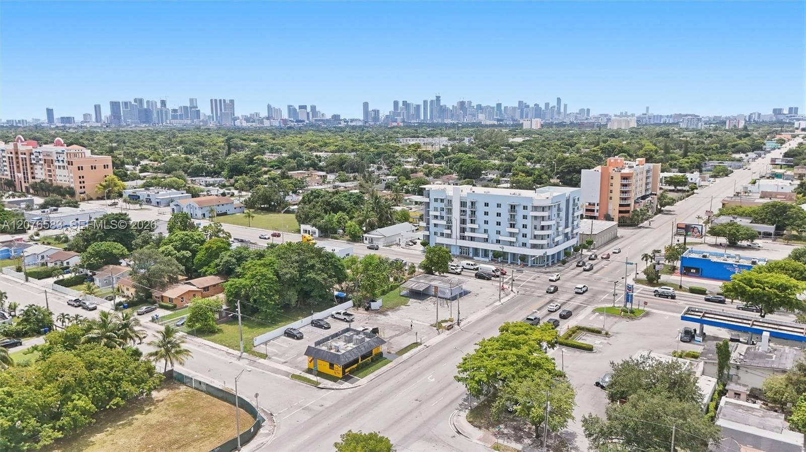 5495 NW 17th Ave, Miami, FL 33142 — zdjęcie 5
