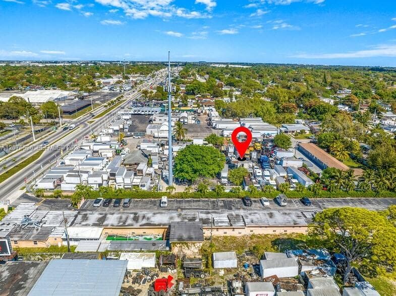 8975 NW 27th Ave, Miami, FL 33147 — zdjęcie 3