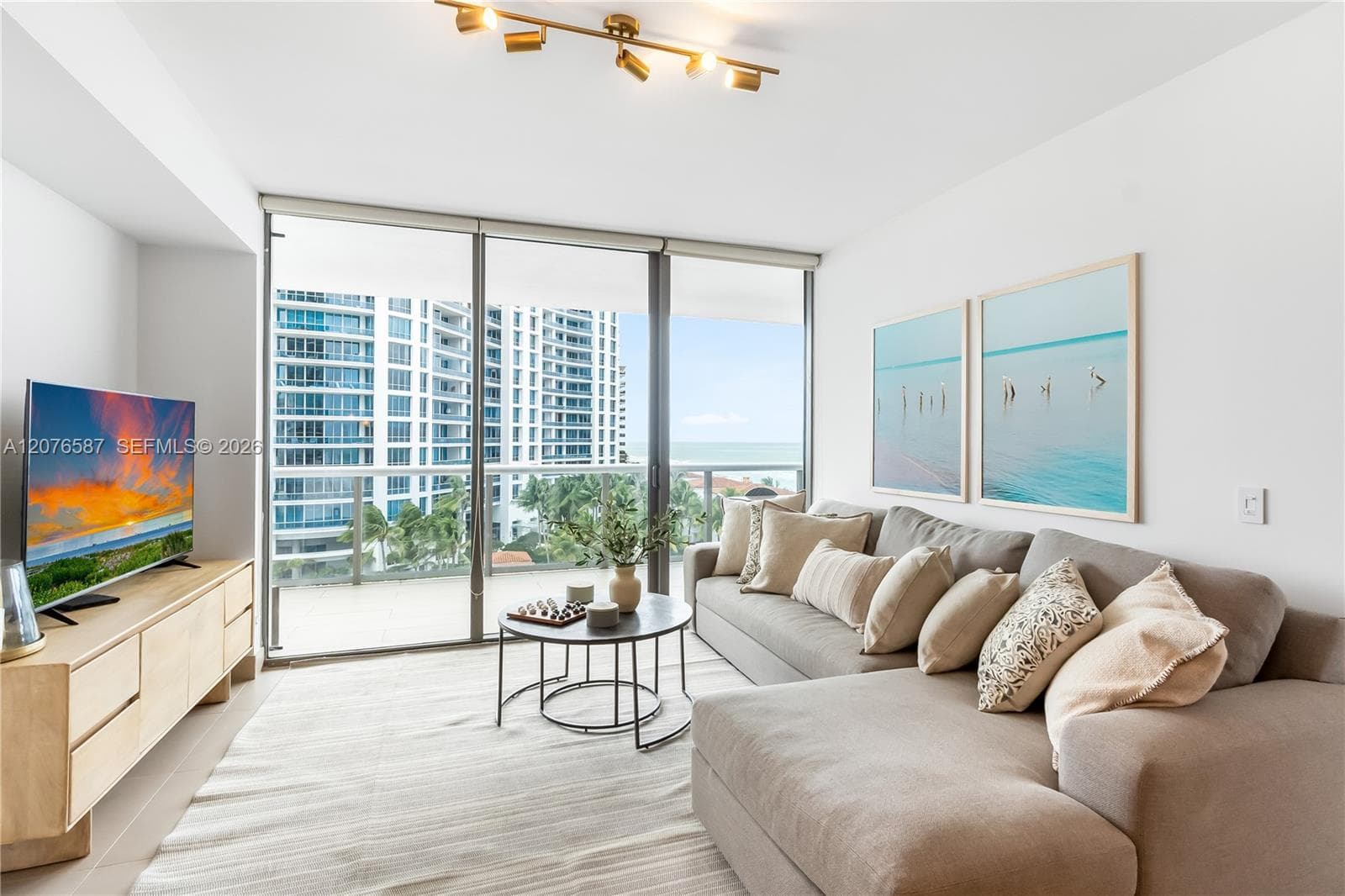 5875 Collins Ave # 903, Miami Beach, FL 33140 — zdjęcie 2
