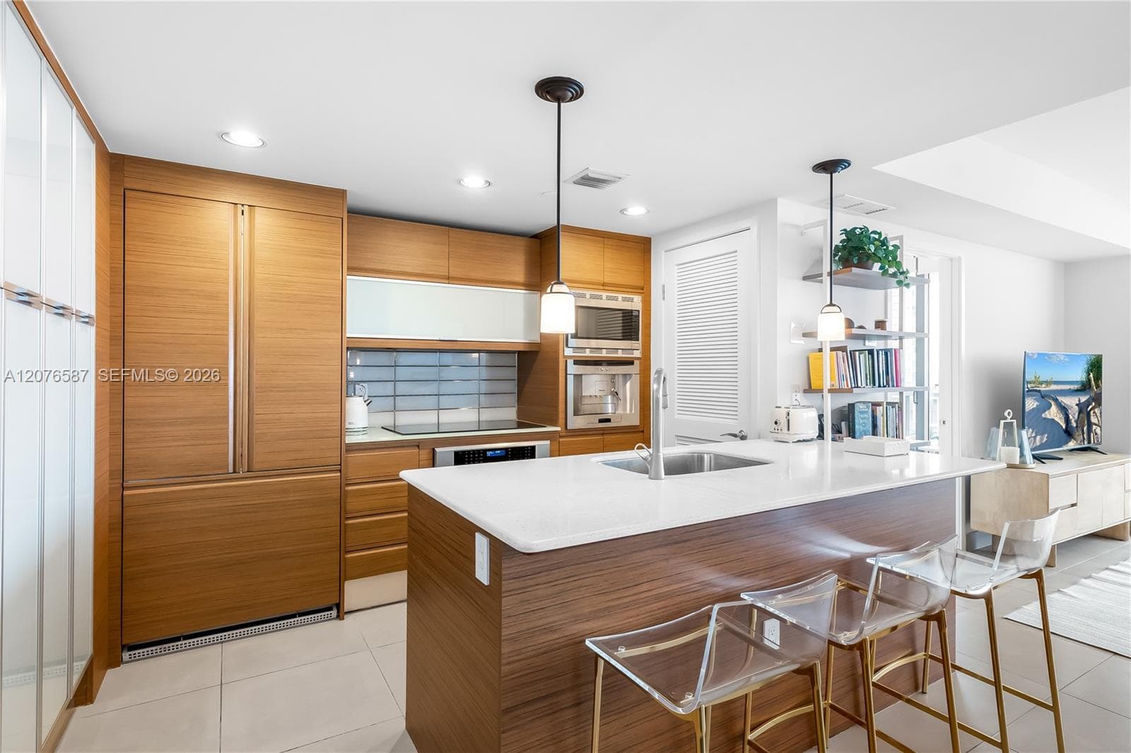 5875 Collins Ave # 903, Miami Beach, FL 33140 — zdjęcie 4
