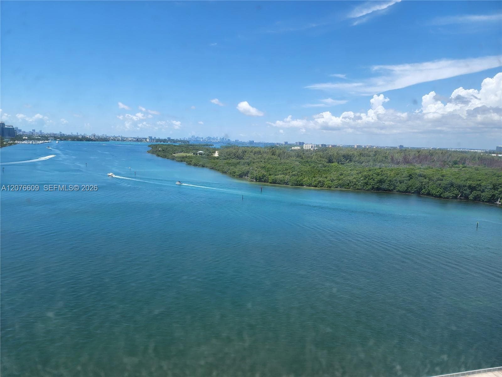300 Bayview Dr # 1608, Sunny Isles Beach, FL 33160 — zdjęcie 3