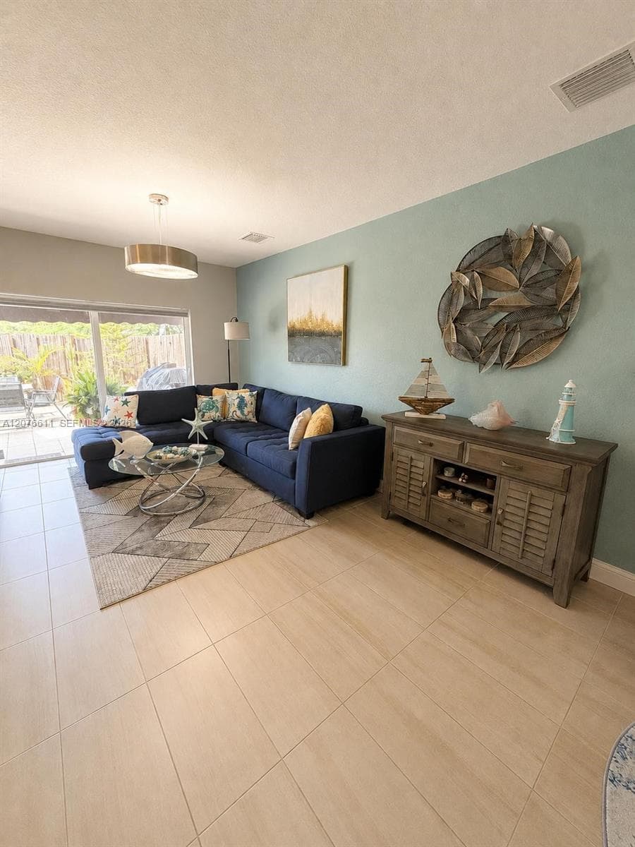 1222 NW 3rd Ln, Florida City, FL 33034 — zdjęcie 5