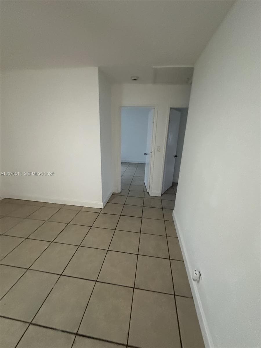 409 SW 4th Ter # w, Hallandale Beach, FL 33009 — zdjęcie 3