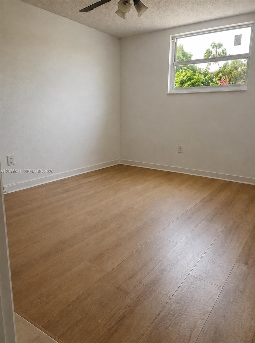 666 W 81st St # 103, Hialeah, FL 33014 — zdjęcie 4