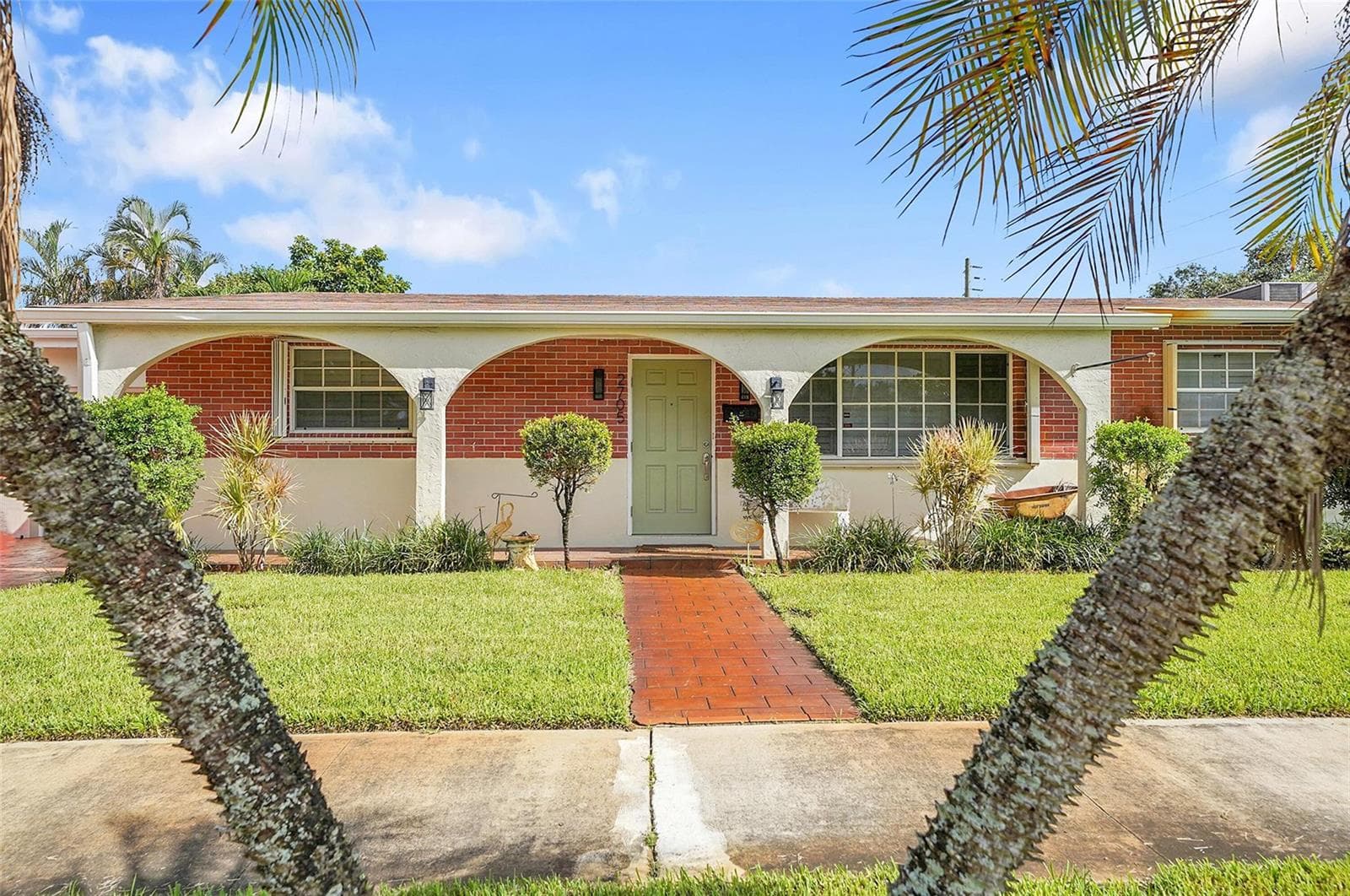 2705 ROOSEVELT Street, Hollywood, FL 33020 — zdjęcie 2
