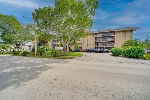 4848 NW 24th Ct # 230, Lauderdale Lakes, FL 33313