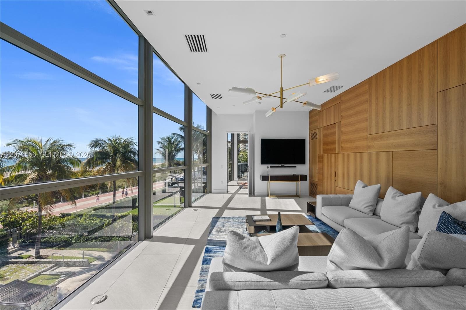 5875 Collins Ave # 401, Miami Beach, FL 33140 — zdjęcie 5