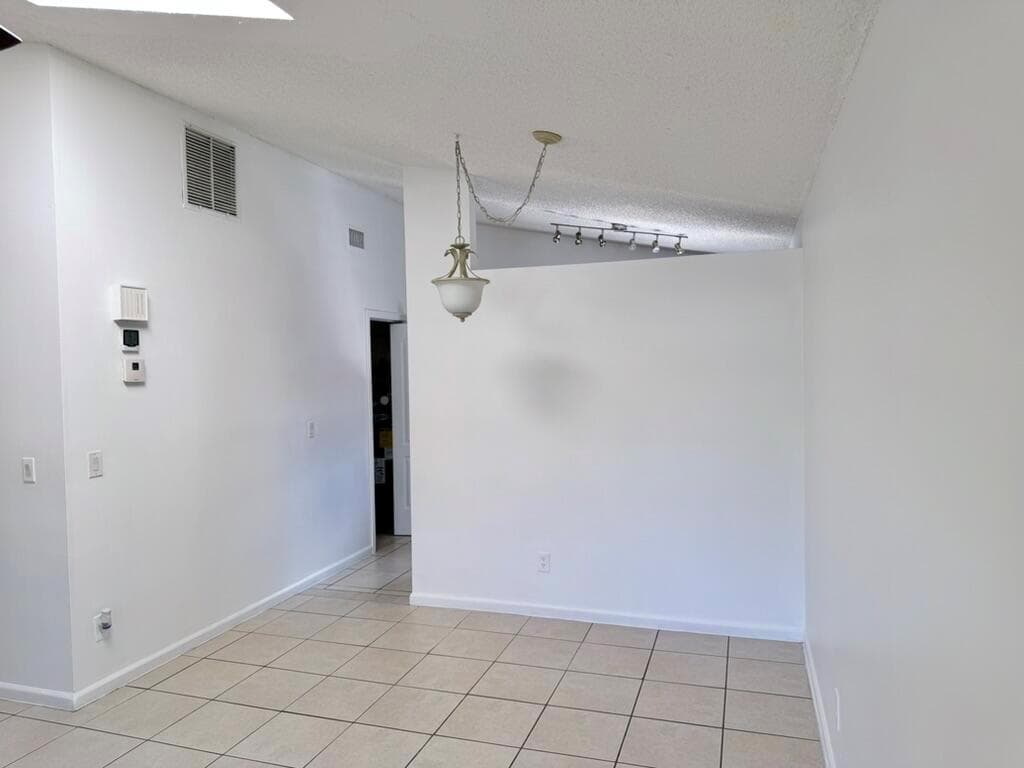 8715 PLUTO Terrace, West Palm Beach, FL 33403 — zdjęcie 4