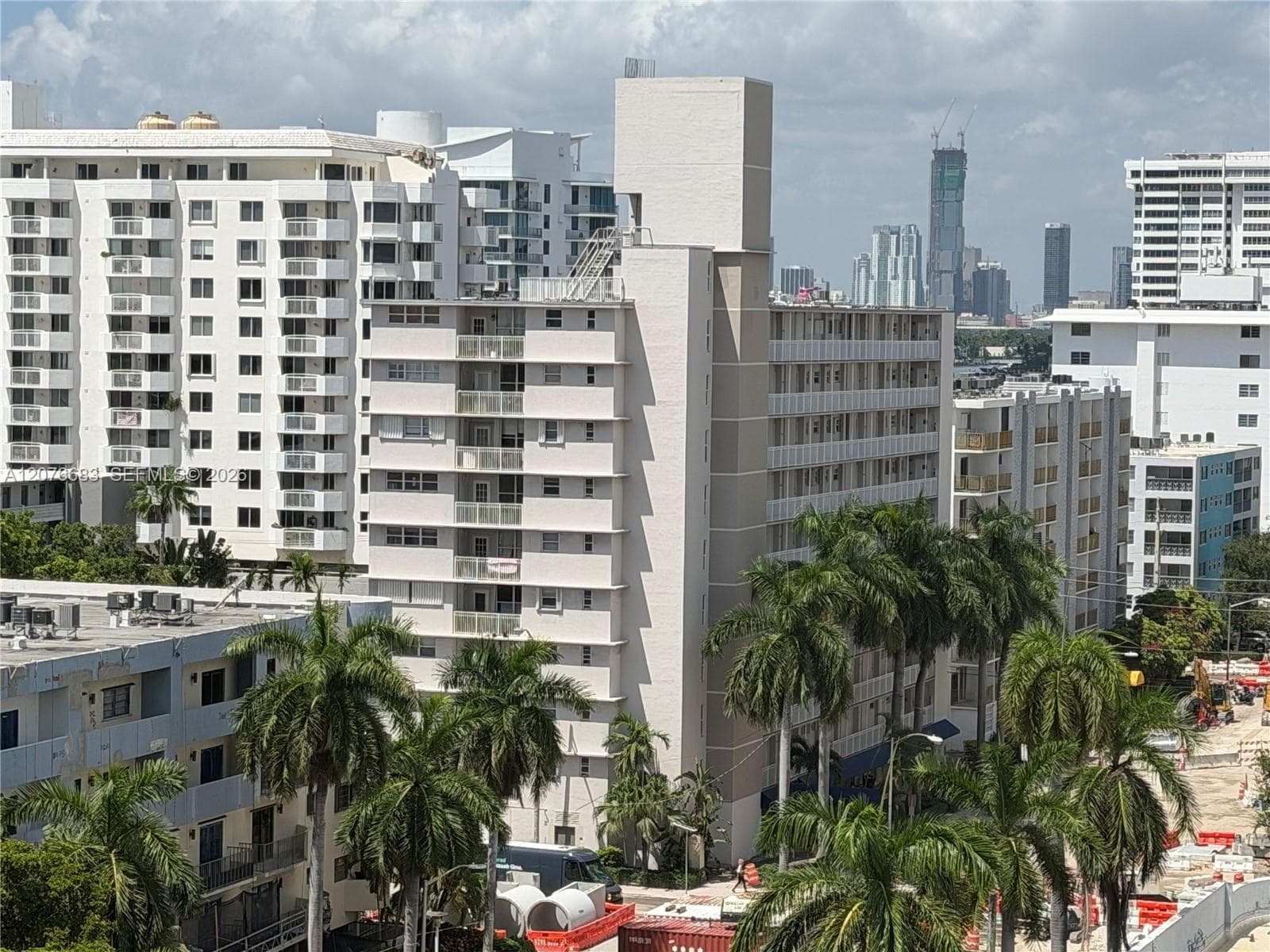1300 Lincoln Rd # E705, Miami Beach, FL 33139 — zdjęcie 2