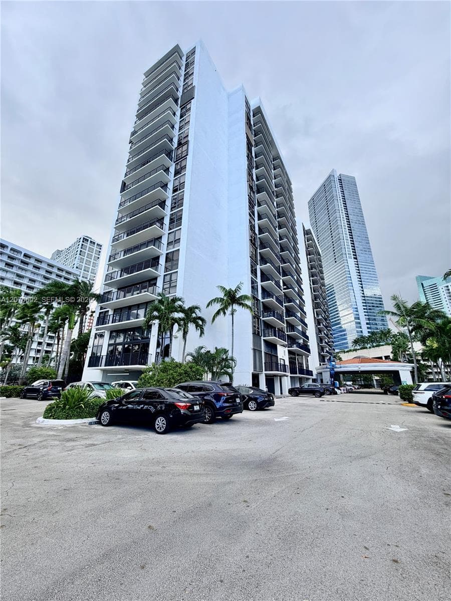 1450 Brickell Bay Dr # 1410, Miami, FL 33131 — zdjęcie 3