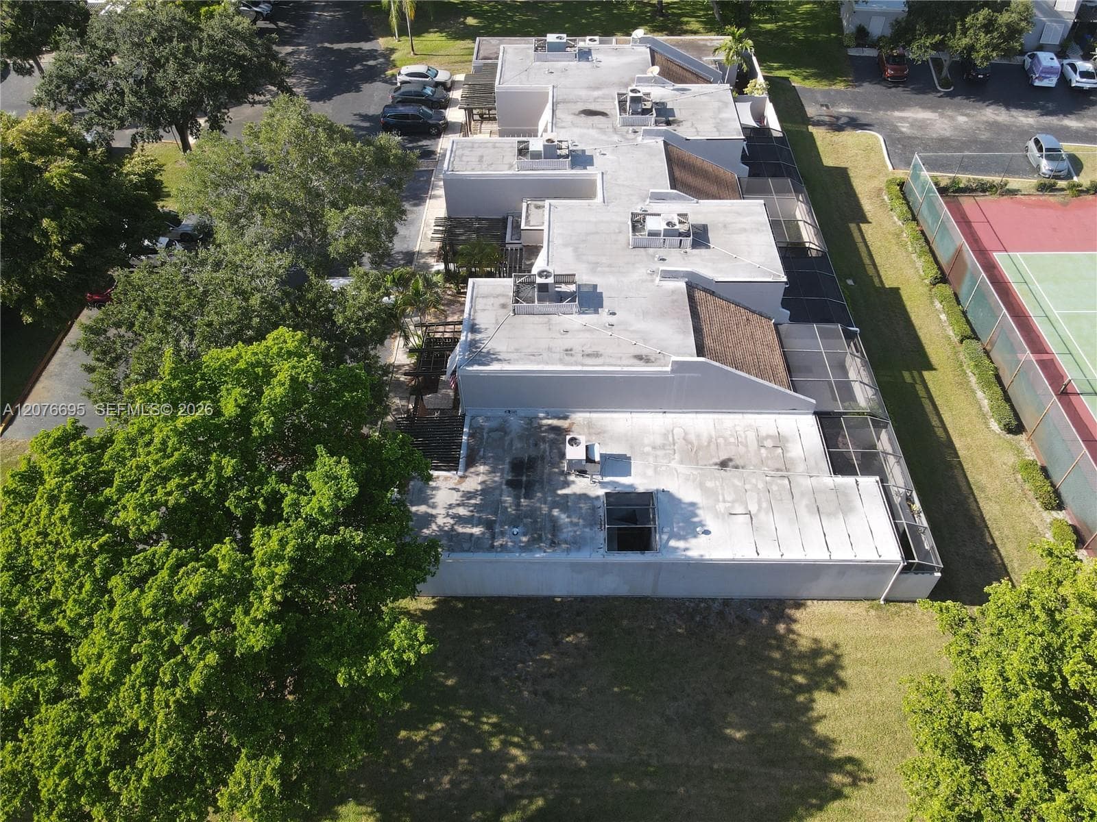 1541 NW 113th Ave, Pembroke Pines, FL 33026 — zdjęcie 2