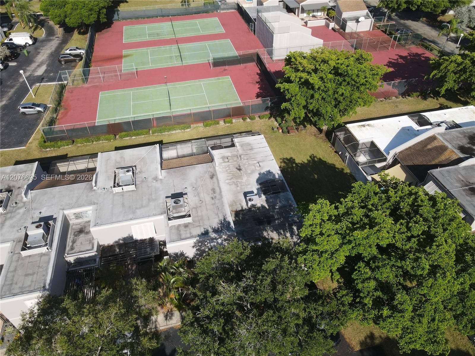 1541 NW 113th Ave, Pembroke Pines, FL 33026 — zdjęcie 4