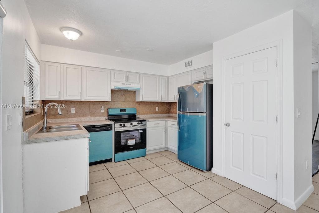 4511 Treehouse Ln # B, Tamarac, FL 33319 — zdjęcie 5
