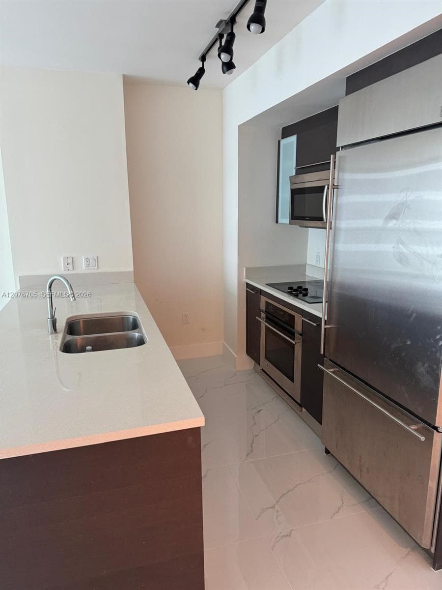 500 Brickell Ave # 3210, Miami, FL 33131 — zdjęcie 5