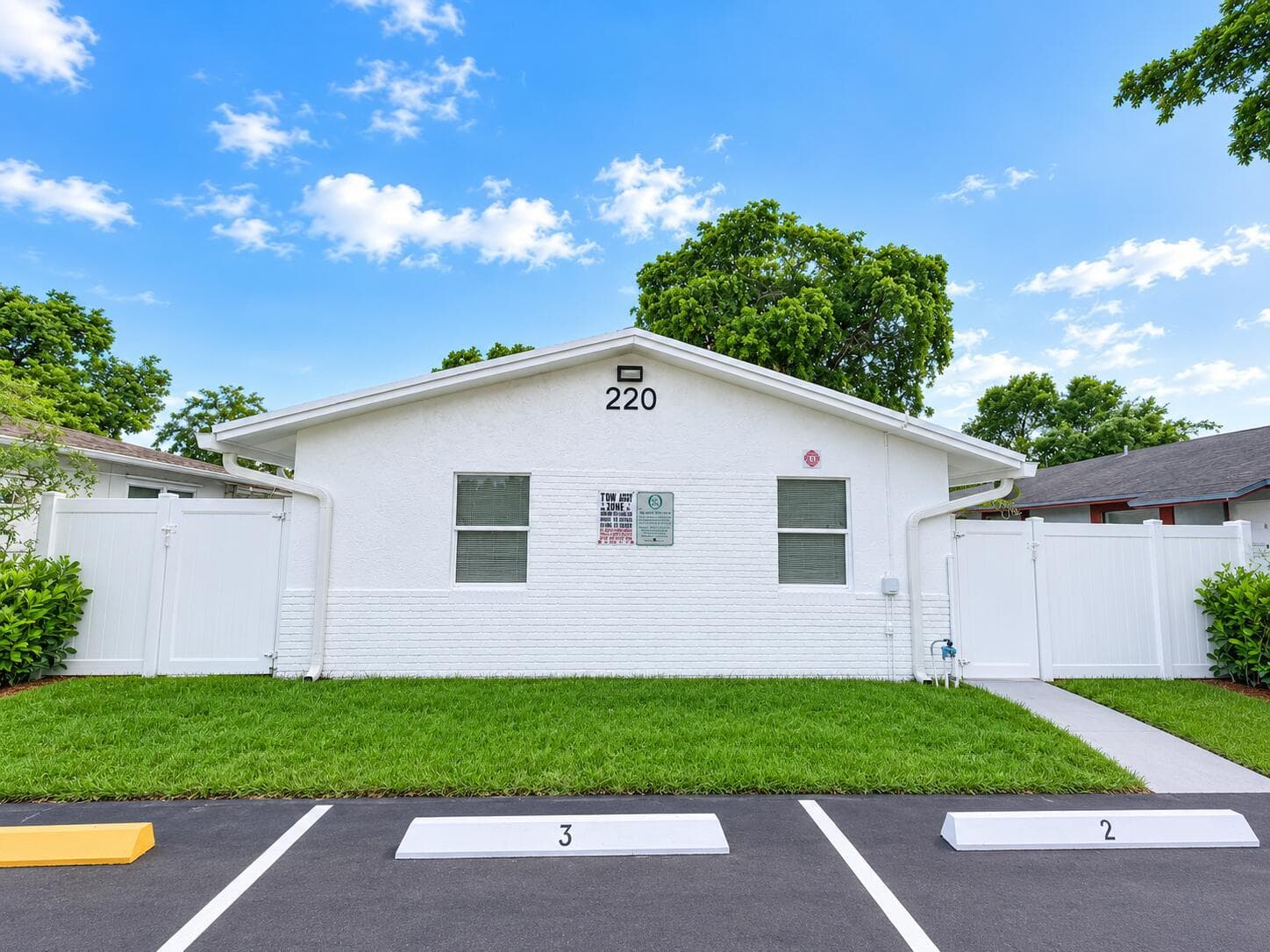 220 NW 12TH Court # # 2, Pompano Beach, FL 33060