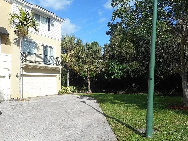 520 NW 39TH Circle, Boca Raton, FL 33431 — zdjęcie 2