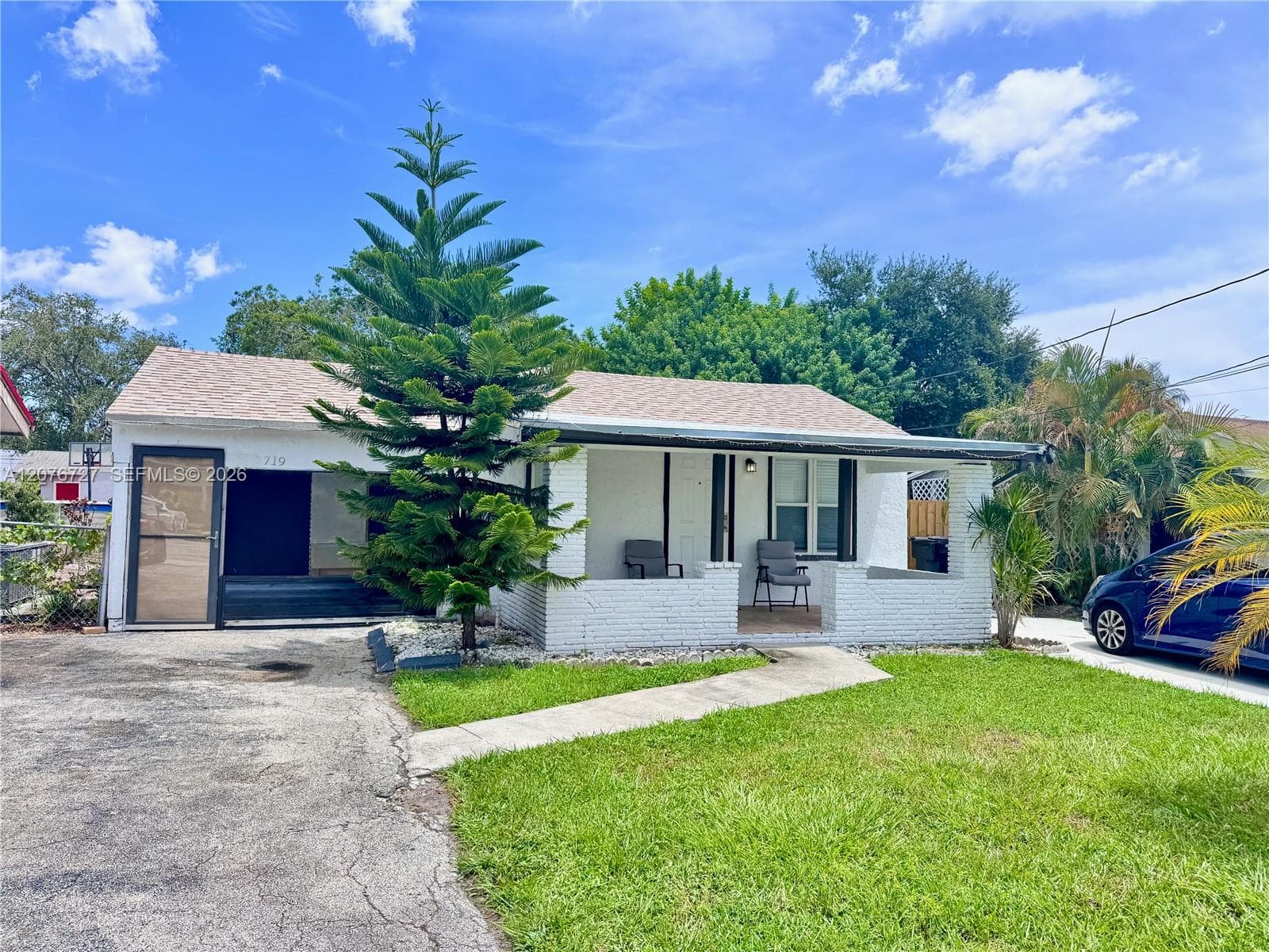 719 Glenn Pkwy, Hollywood, FL 33021