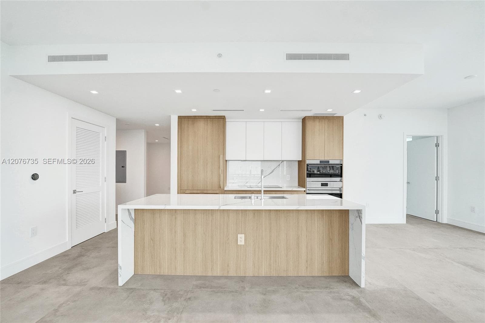 2411 Laguna Circle # 2511, North Miami, FL 33181 — zdjęcie 3