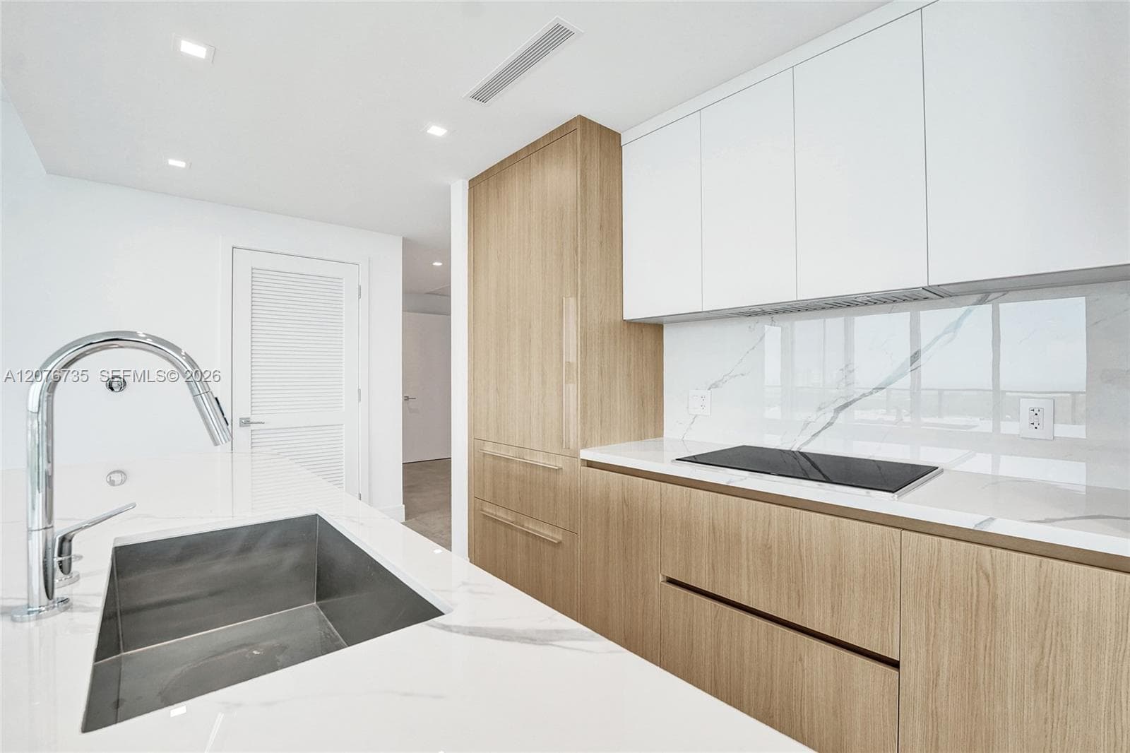 2411 Laguna Circle # 2511, North Miami, FL 33181 — zdjęcie 5
