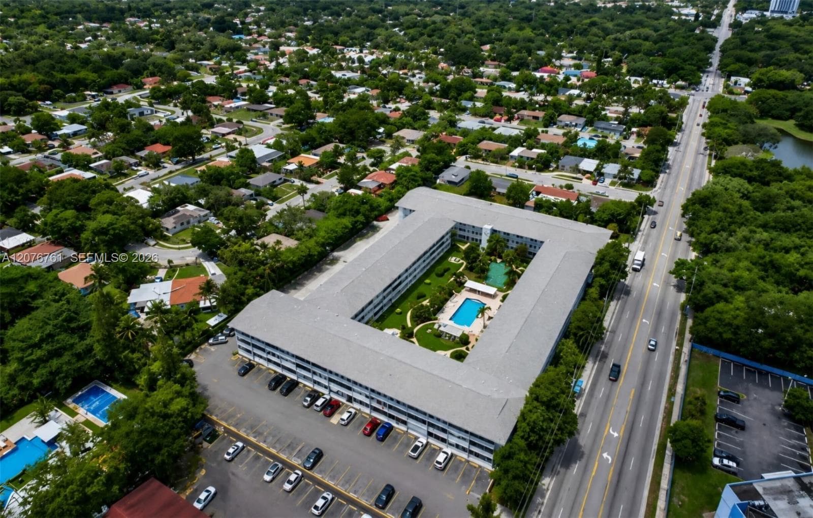 15610 NE 6th Ave # 30C, Miami, FL 33162 — zdjęcie 3