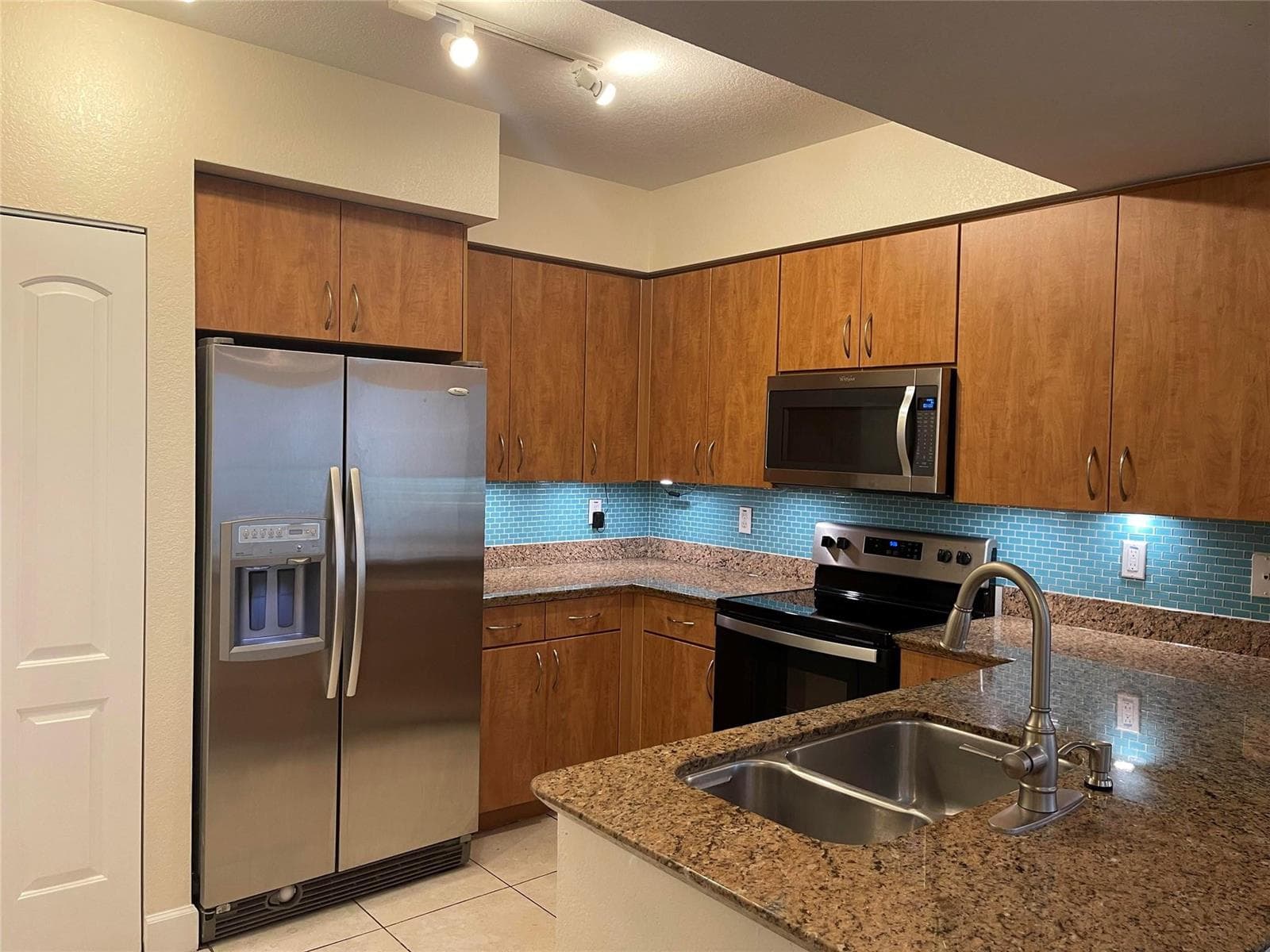 1830 RADIUS Drive # 720, Hollywood, FL 33020 — zdjęcie 2