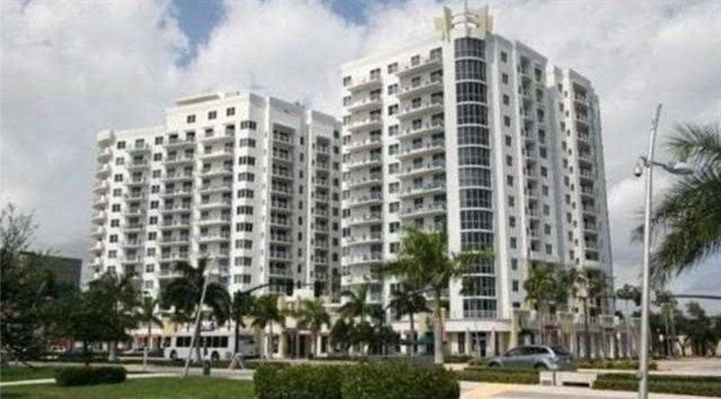 1830 RADIUS Drive # 720, Hollywood, FL 33020