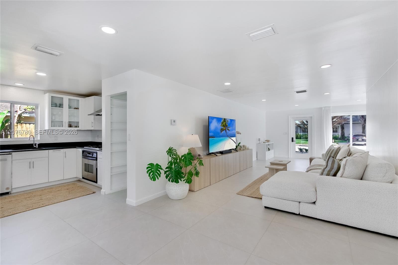 617 SW 5th Ave, Fort Lauderdale, FL 33315 — zdjęcie 3