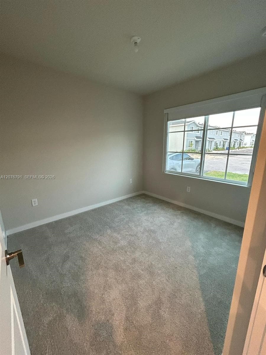 446 NW 11th Ave # 446, Florida City, FL 33034 — zdjęcie 4