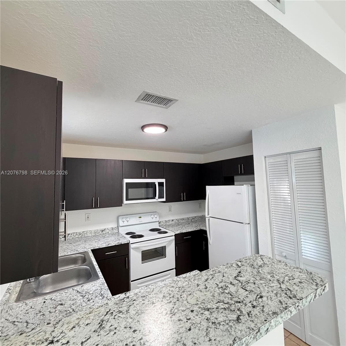 923 SE 16th Ct, Homestead, FL 33034 — zdjęcie 3