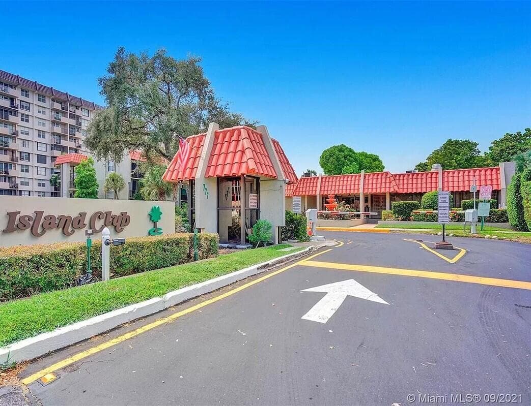 777 S FEDERAL Highway # RP802, Pompano Beach, FL 33062