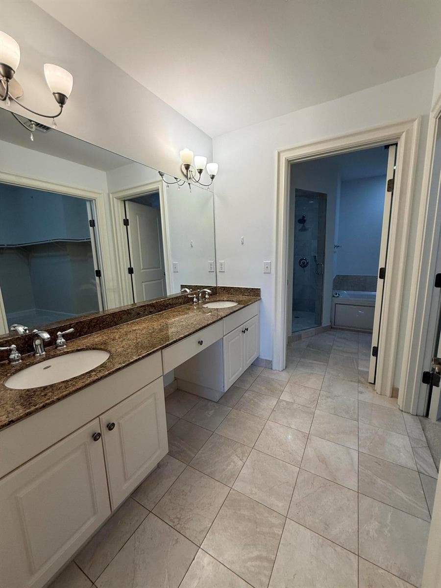 16101 EMERALD ESTATES Drive # 153, Weston, FL 33331 — zdjęcie 3