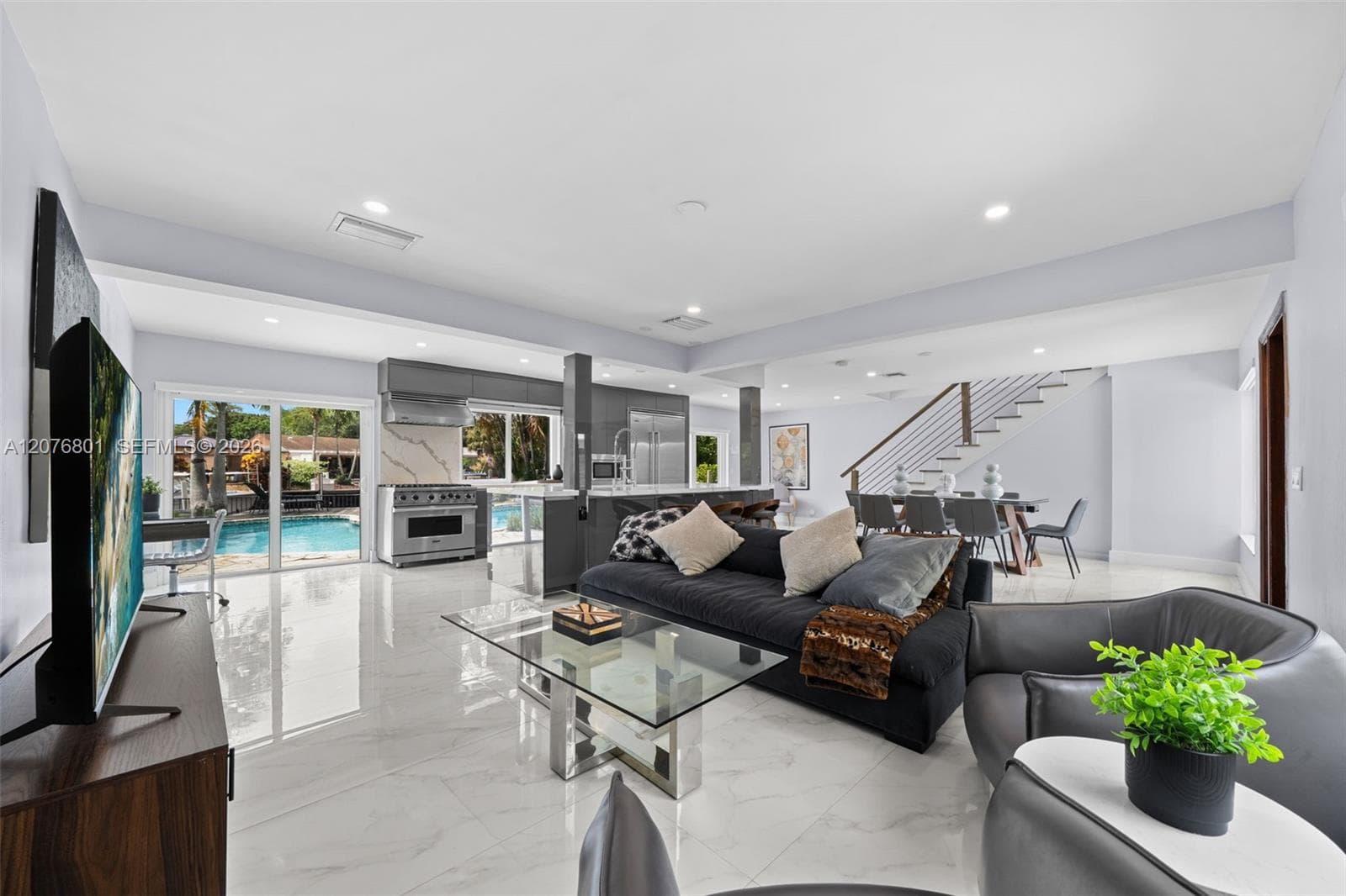 1617 SW 17th Ave, Fort Lauderdale, FL 33312 — zdjęcie 4