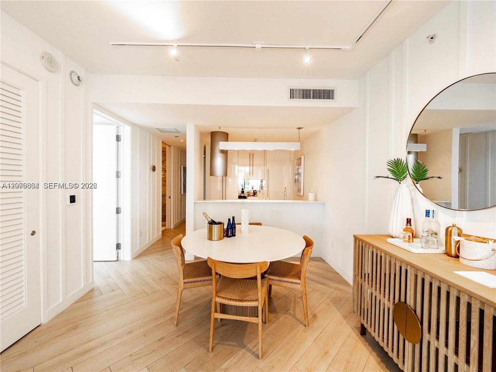 2201 Collins Ave # 428, Miami Beach, FL 33139 — zdjęcie 5