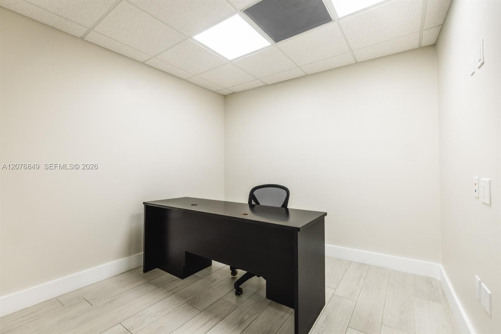 10200 NW 25th St # 114, Doral, FL 33172 — zdjęcie 3