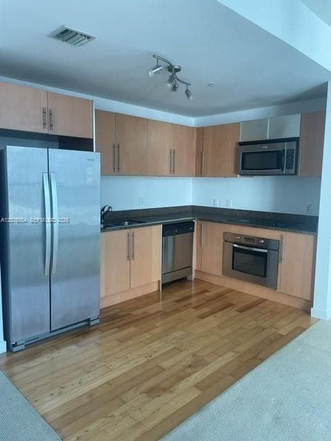 300 S Biscayne Blvd # T-2303, Miami, FL 33131 — zdjęcie 2