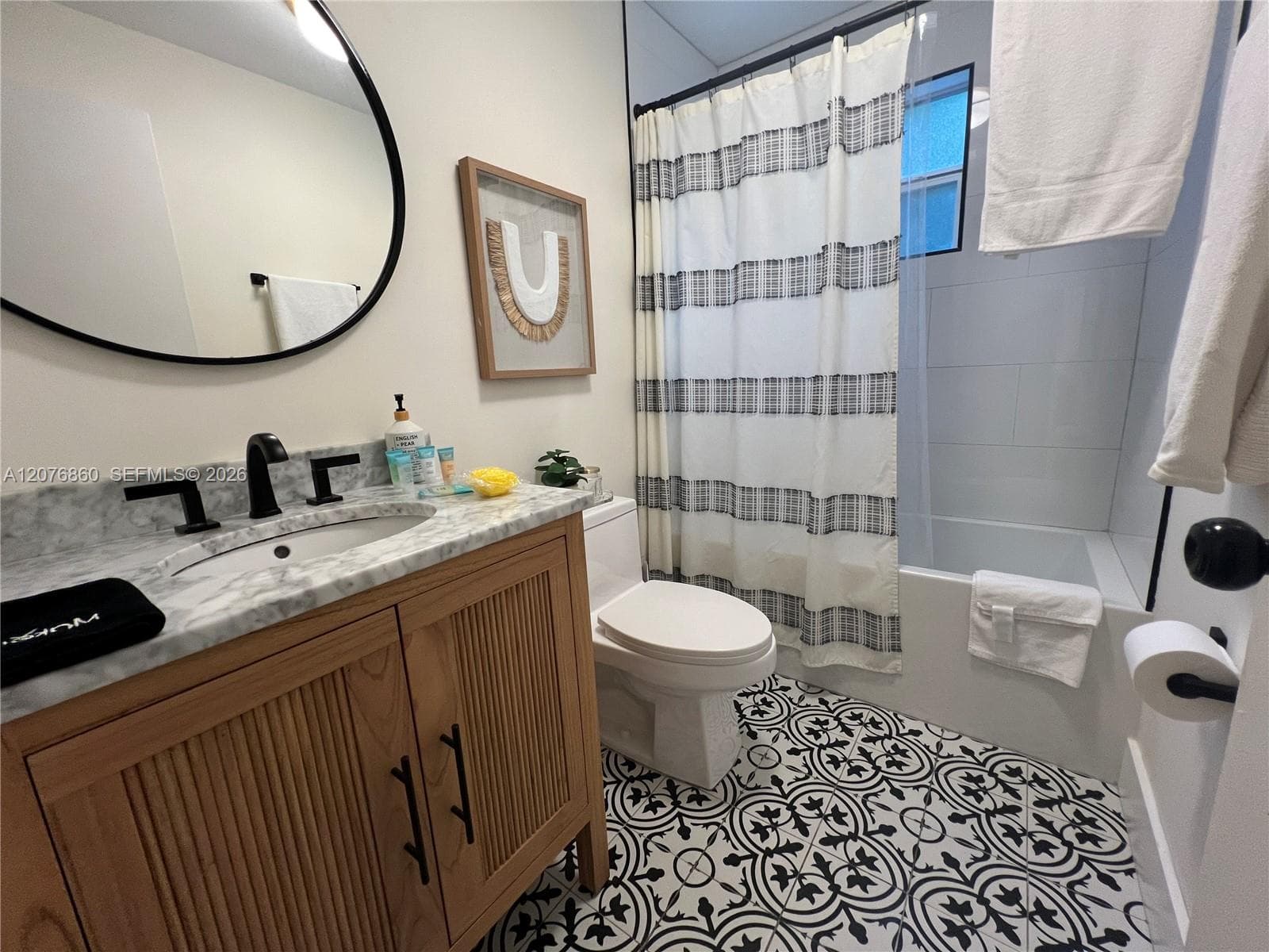 3102 SW 10th St # 3104A, Miami, FL 33135 — zdjęcie 3